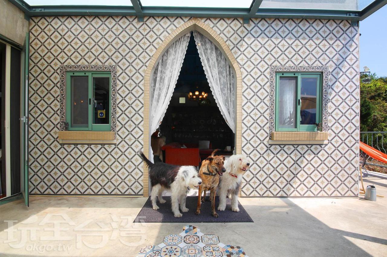 Bed and Breakfast Moose & Squirrel Ren'ai Esterno foto