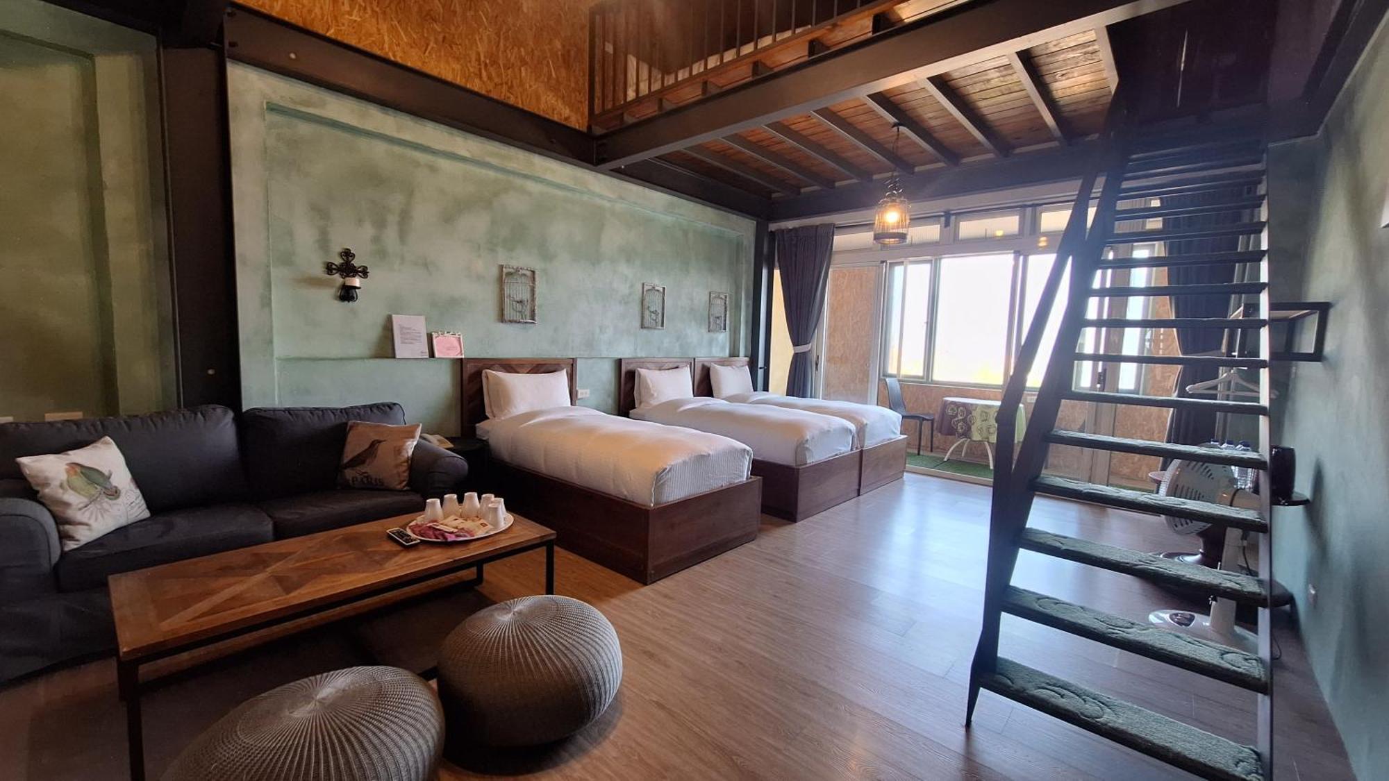 Bed and Breakfast Moose & Squirrel Ren'ai Esterno foto